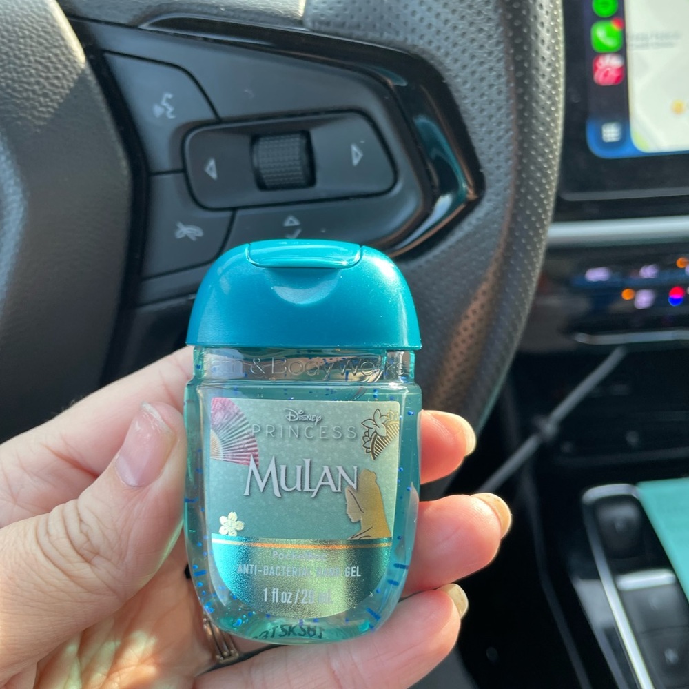 Disney Princess Mulan  Hand sanitizer / bath and body works